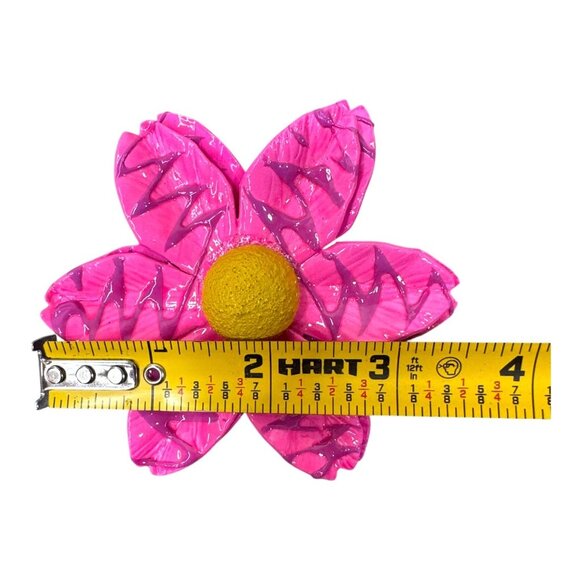 Vintage Hot Pink Enamel on Copper Bright Boho Y2k Chic Flower Brooch Statement - Picture 3 of 3